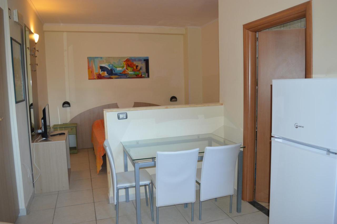 Residence Parco Del Sole 로디가르가니코 외부 사진